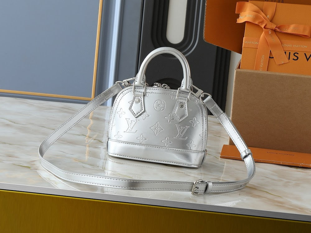 Dragons Bags ln Luxury Bag --81690