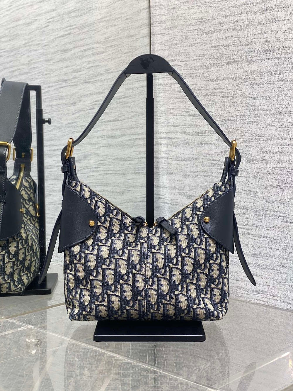Dragons BagsDiorn Luxury Bag --116070