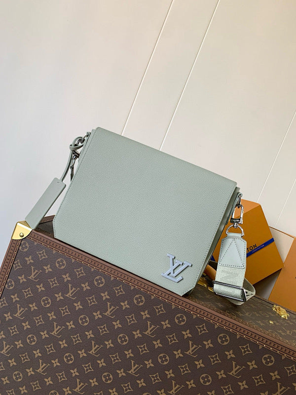Dragons Bags ln Luxury Bag --71101