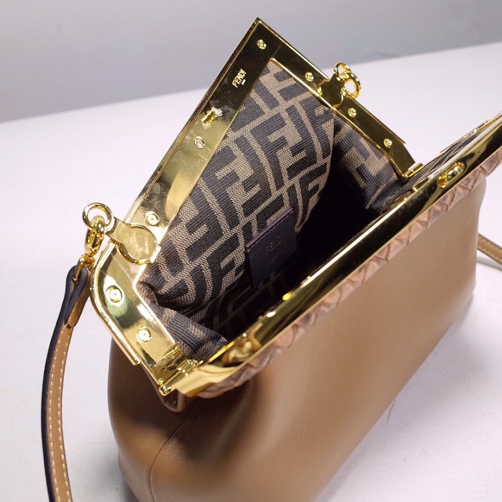 new-luxury-designer-bags-nm15263