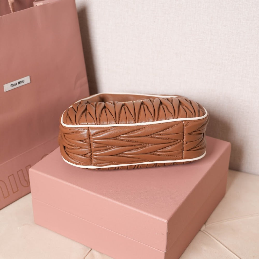 Dragons Bags Miun Miun Luxury Bag --123137