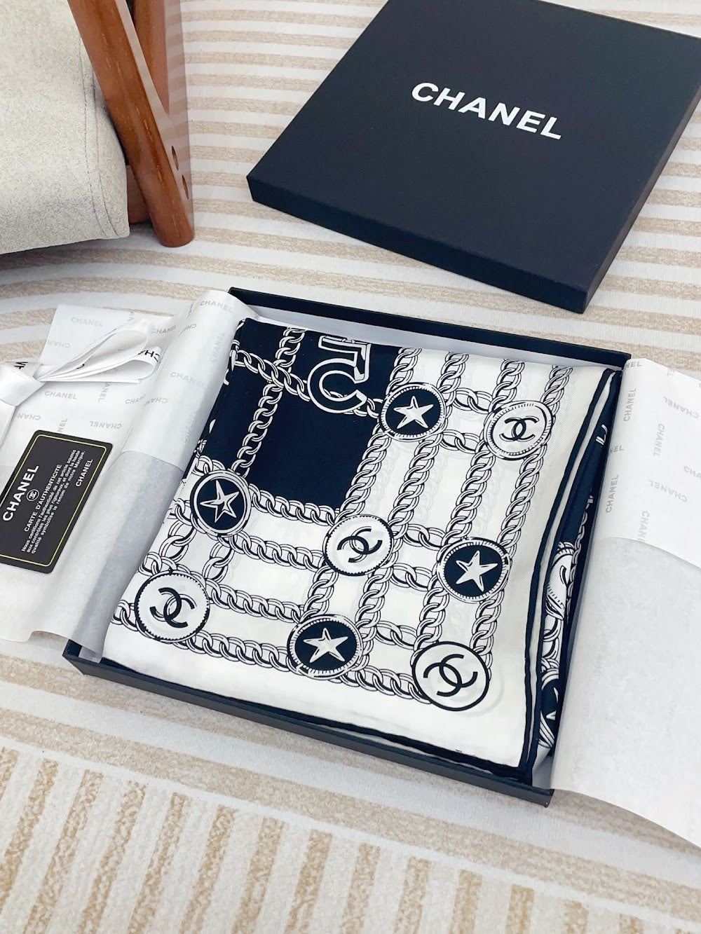 Dragons Bags Premium Designer Scarf --98864