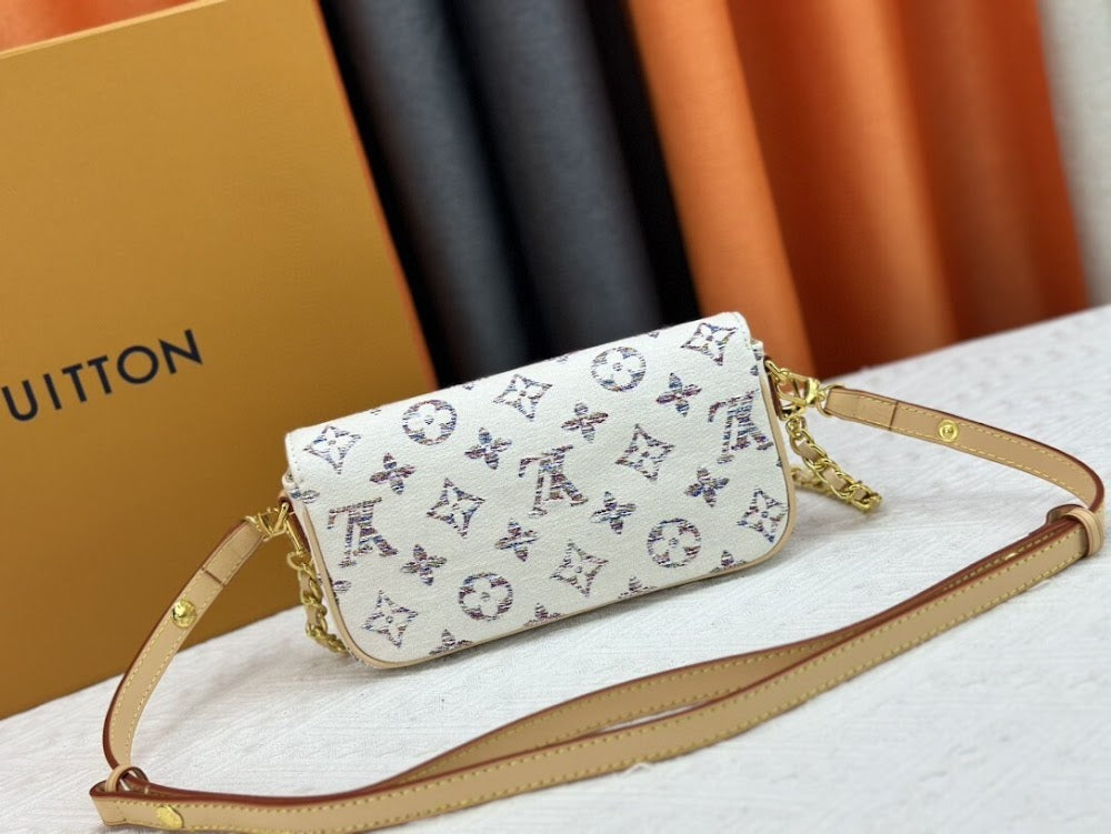 Jessica Bags ln Luxury Bag --76127