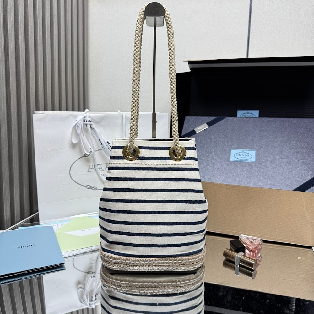 Dragons Bags Pradn Luxury Bag --102824