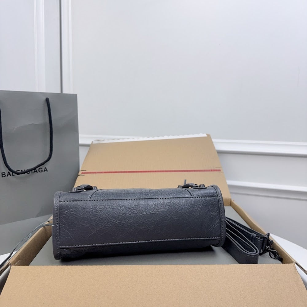 Dragons Bags Balenciaga Luxury Bag --110971