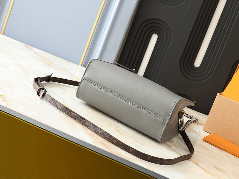 Dragons Bags LVn Luxury Bag --80704