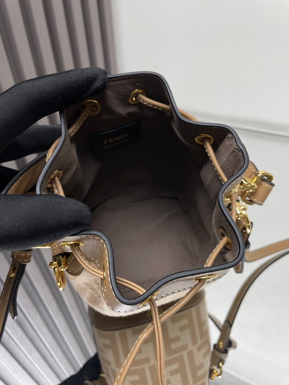 new-designer-premium-bags-nm15470
