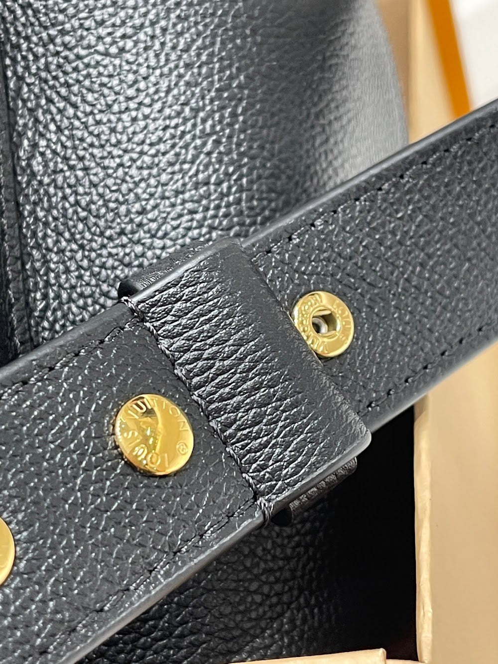 Dragons Bags ln Luxury Bag --60693