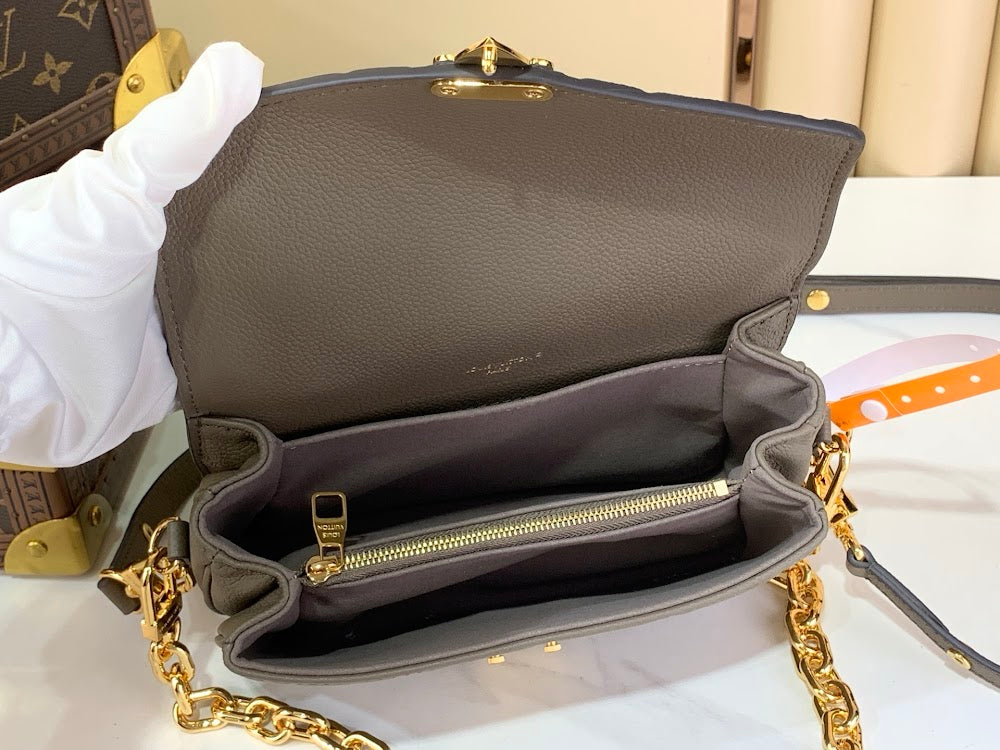Dragons Bags ln Luxury Bag --58687