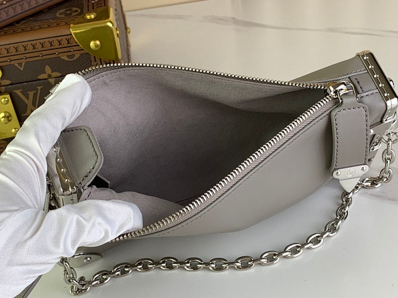 Dragons Bags ln Luxury Bag --62337