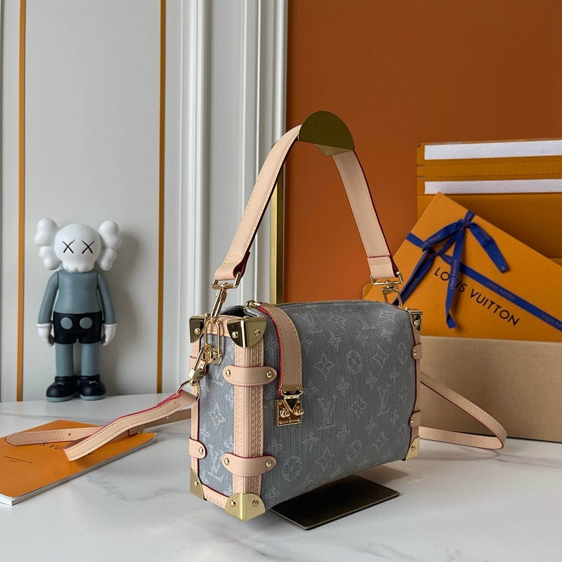 Dragons Bags ln Luxury Bag --81691