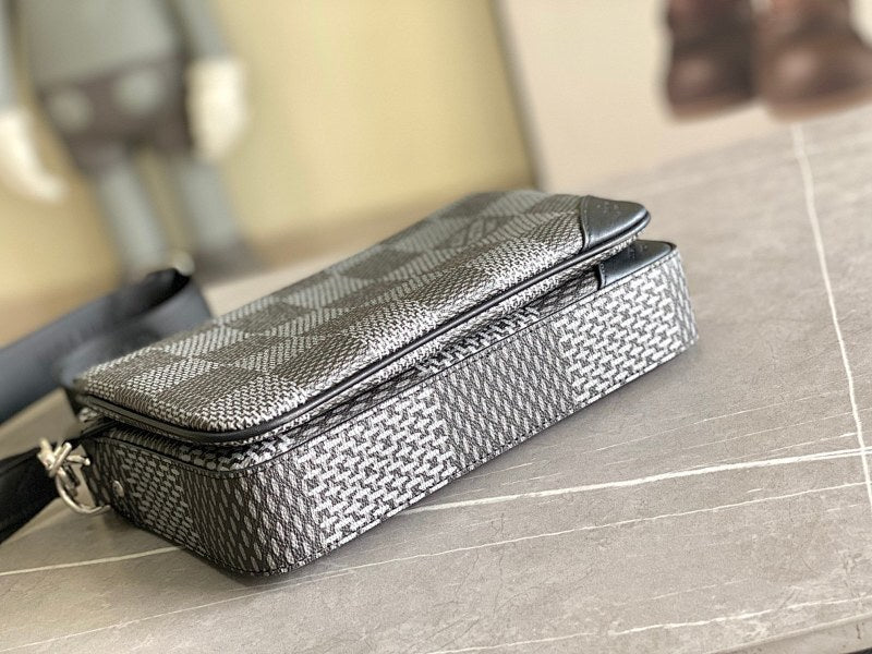 Dragons Bags ln Luxury Bag --70717