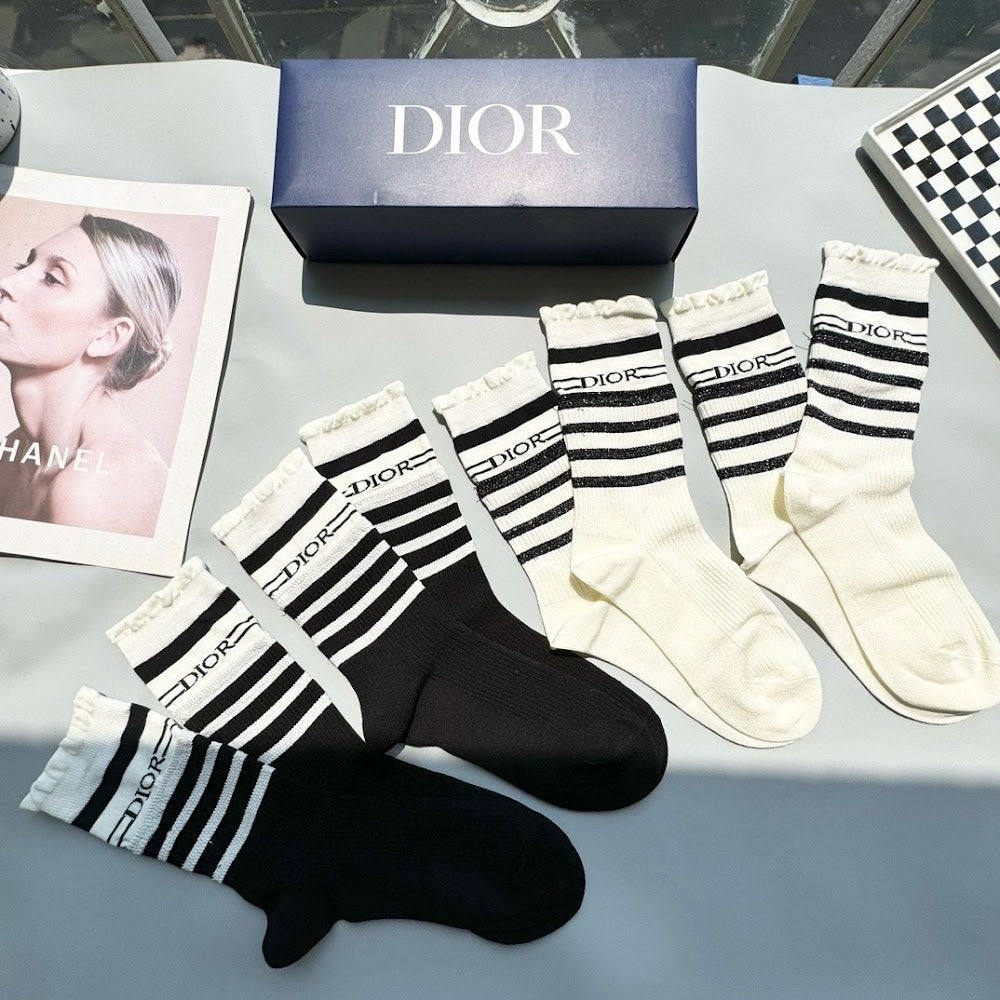 Dragons Bags Premium Luxury Socks --97659