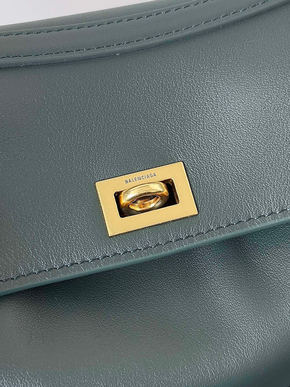 Dragons Bags Balenciaga Luxury Bag --110829