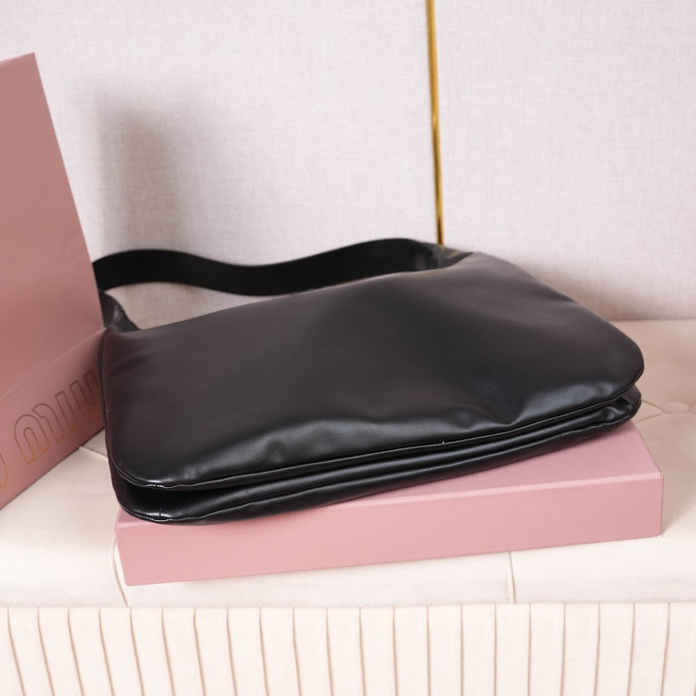 Dragons Bags Miun Miun Luxury Bag --123556