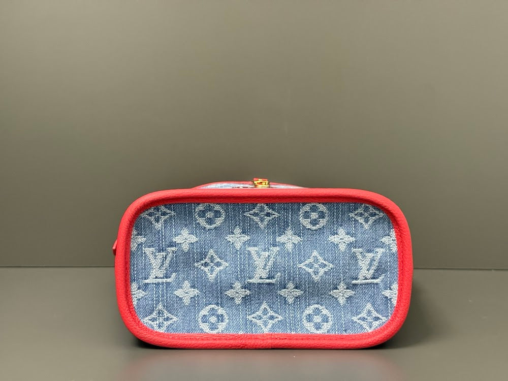 Dragons Bags ln Luxury Bag --96915