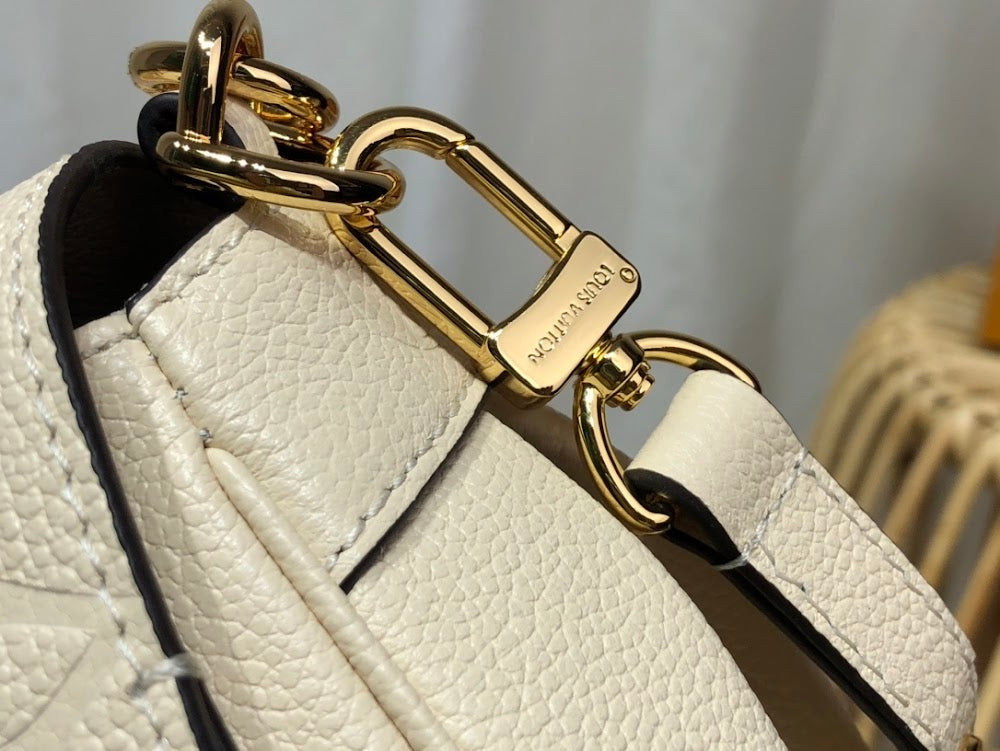 Dragons Bags ln Luxury Bag --66414