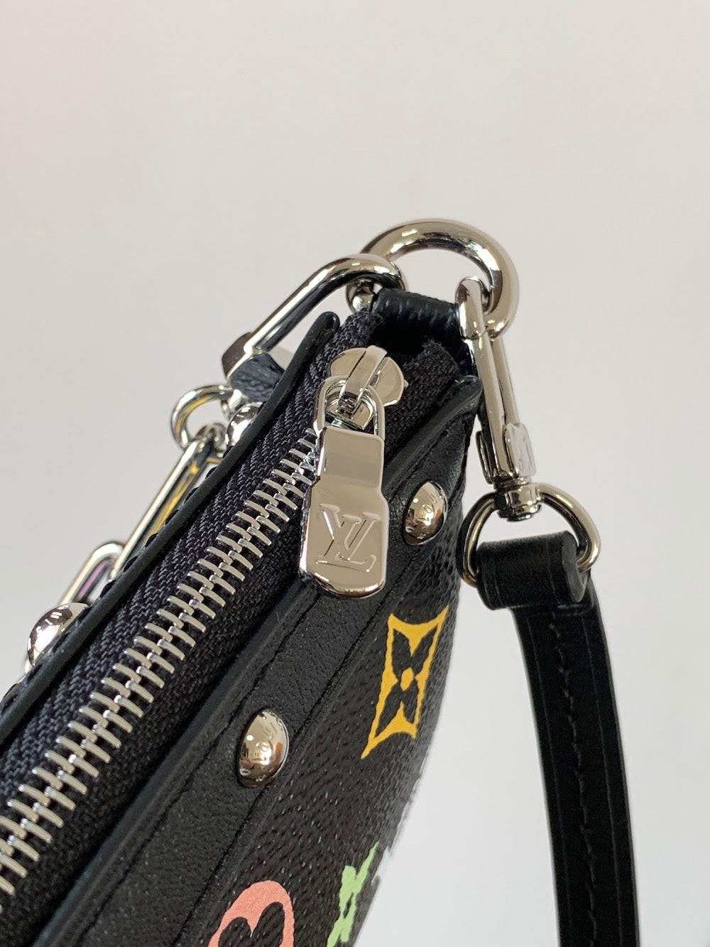 Dragons Bags ln Luxury Bag --81673