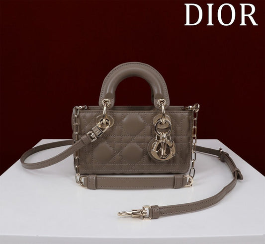 Dragons BagsDiorn Luxury Bag --116457