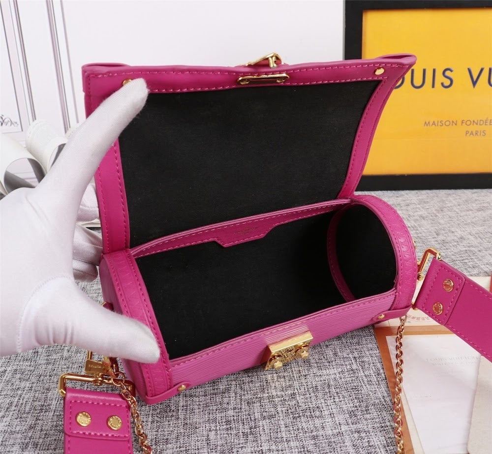 Dragons Bags ln Luxury Bag --78137