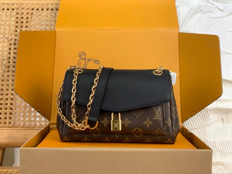 Dragons Bags ln Luxury Bag --58126