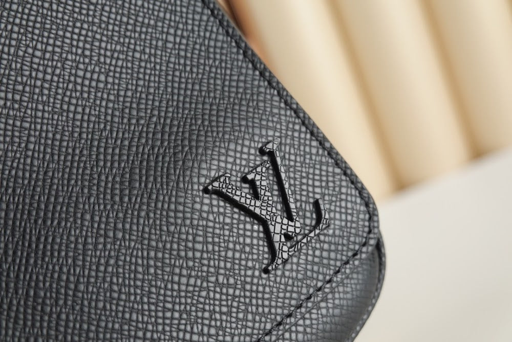 Dragons Bags ln Luxury Bag --67795