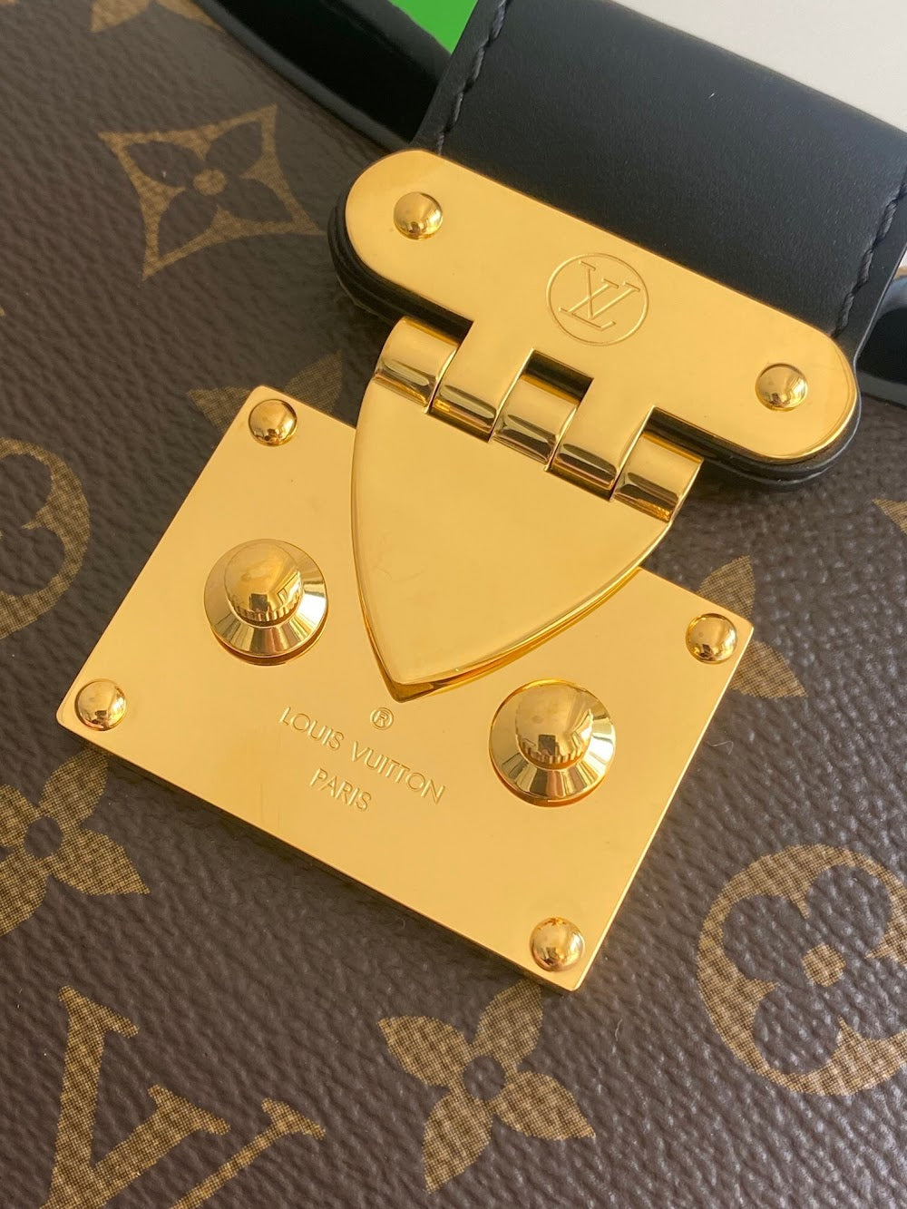 Dragons Bags ln Luxury Bag --97412
