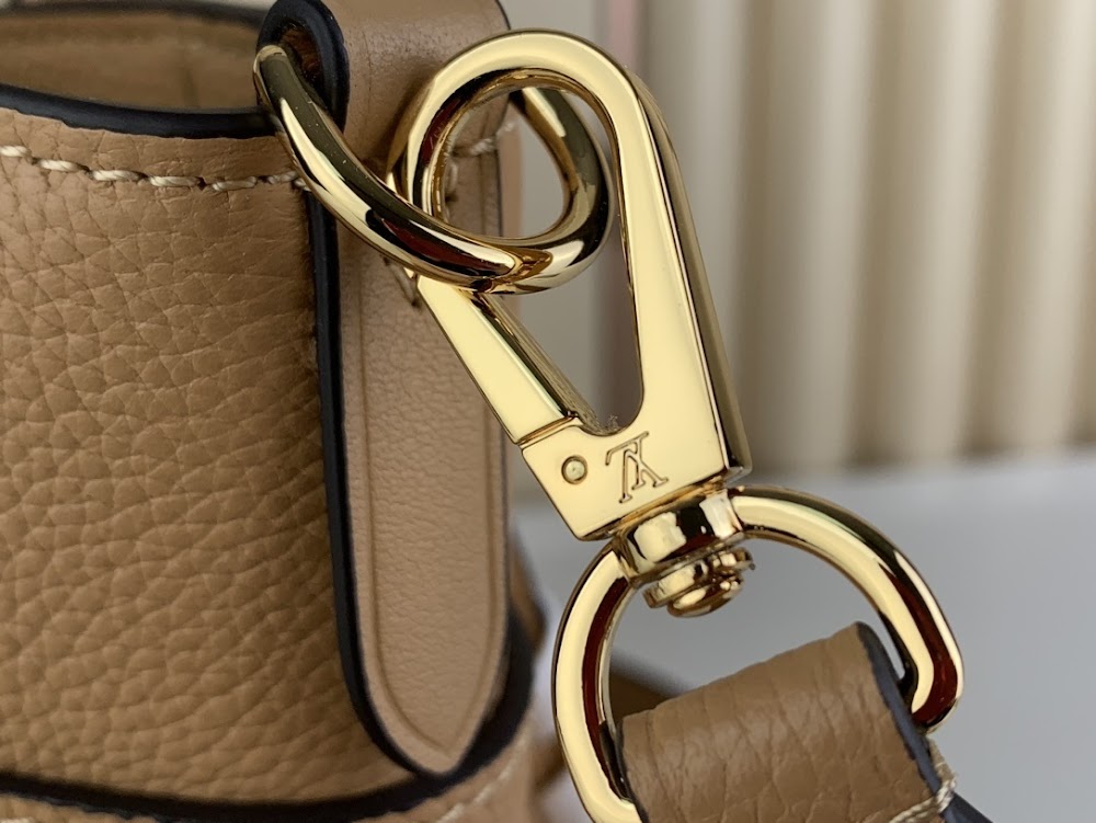 Dragons Bags ln Luxury Bag --61530