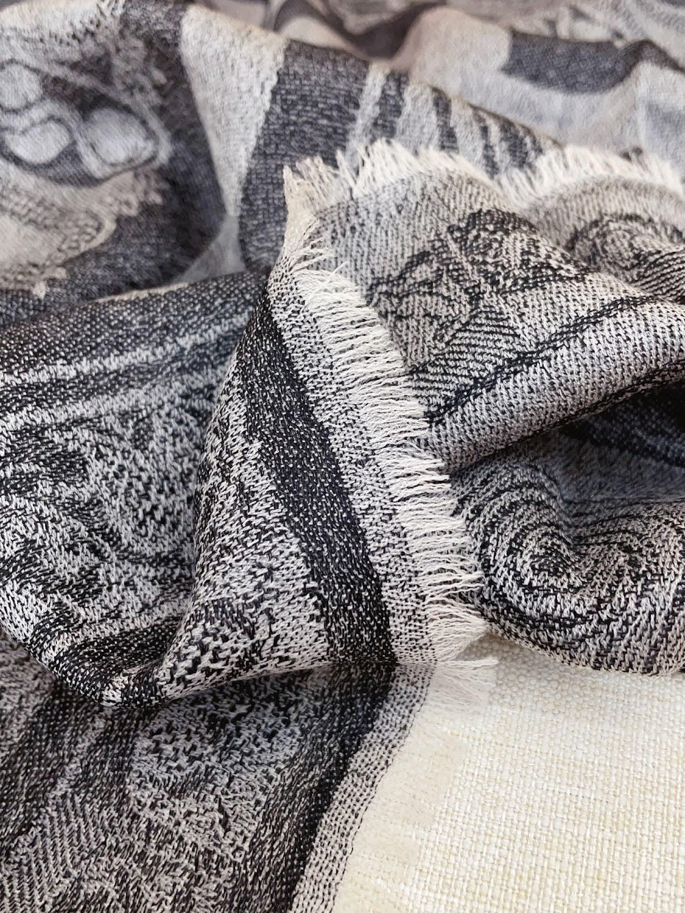 Dragons Bags Premium Designer Scarf --99234