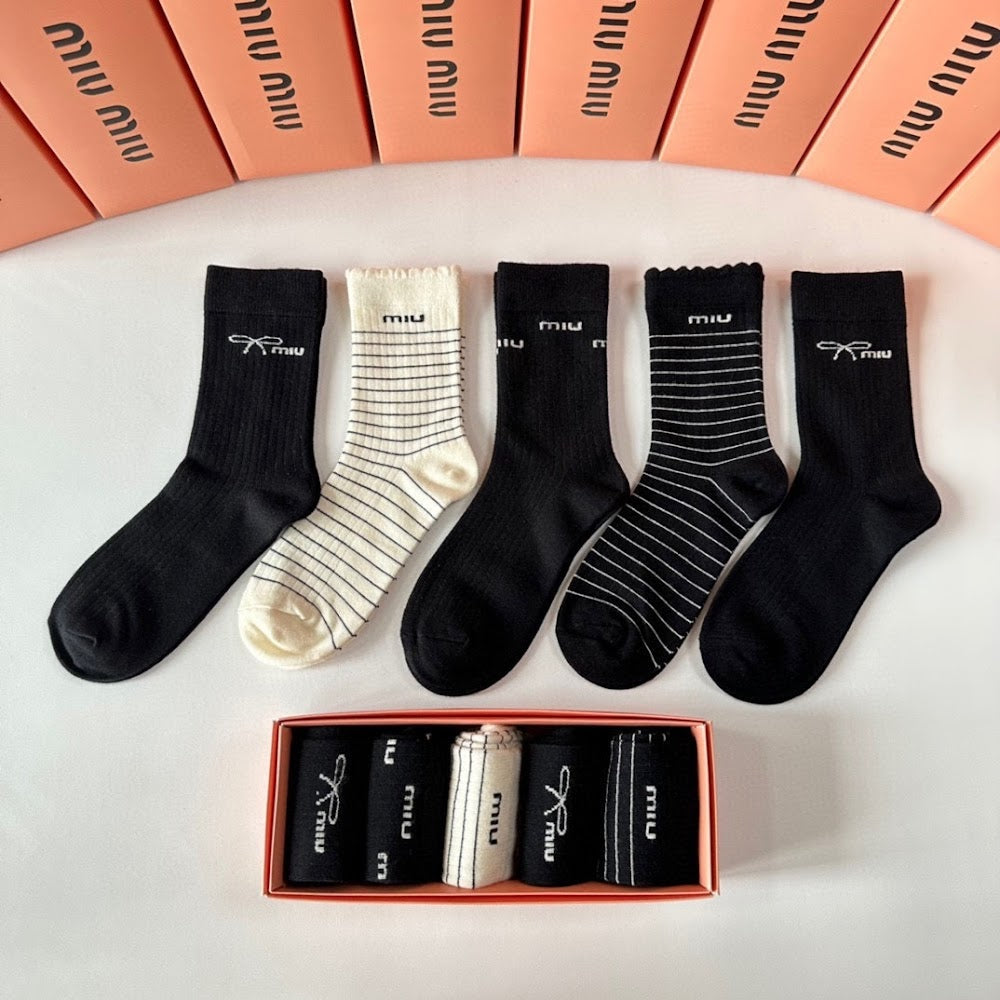 Dragons Bags Premium Luxury Socks --97763