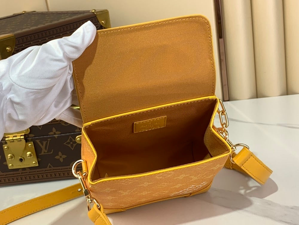 Dragons Bags ln Luxury Bag --62568