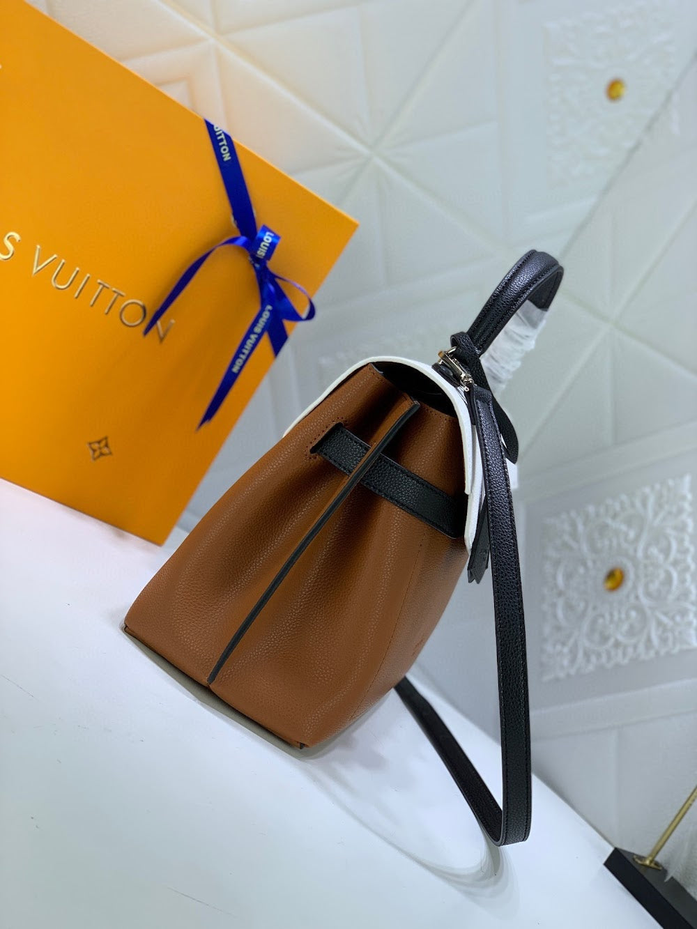 Dragons Bags ln Luxury Bag --78506