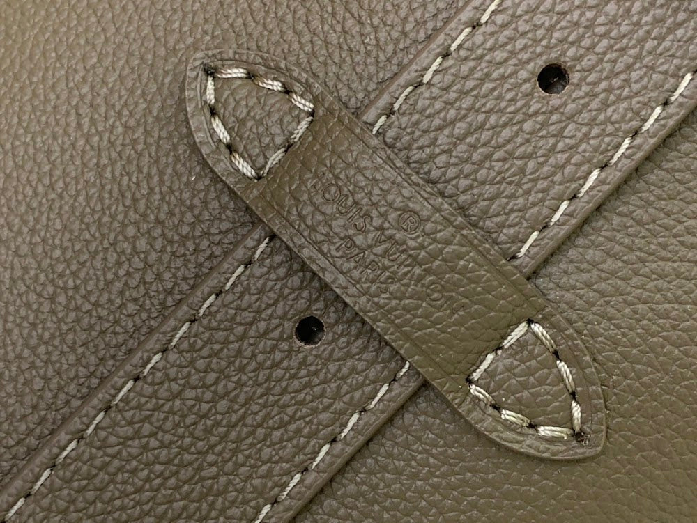 Dragons Bags ln Luxury Bag --96712