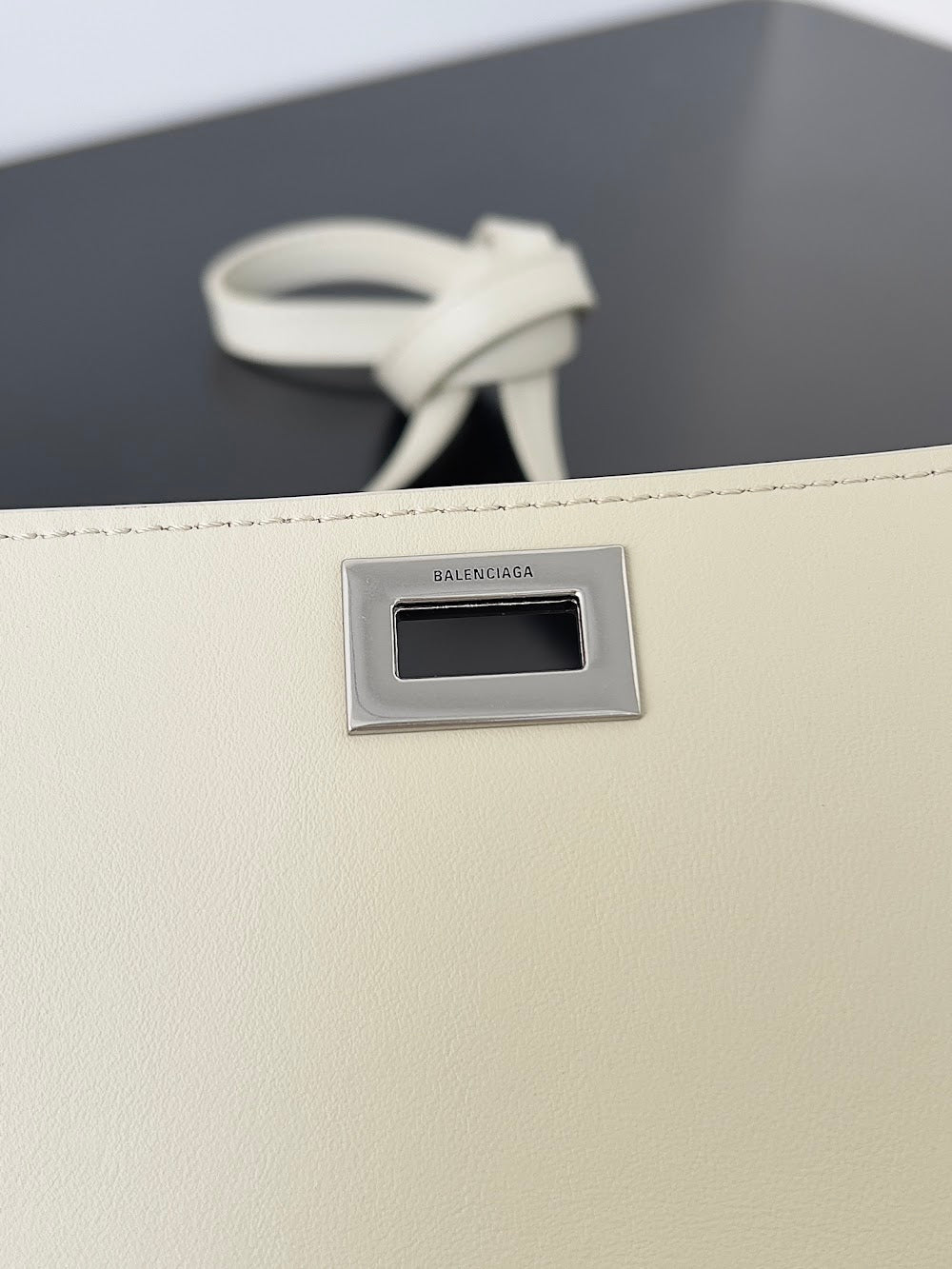 Dragons Bags Balenciaga Luxury Bag --111513