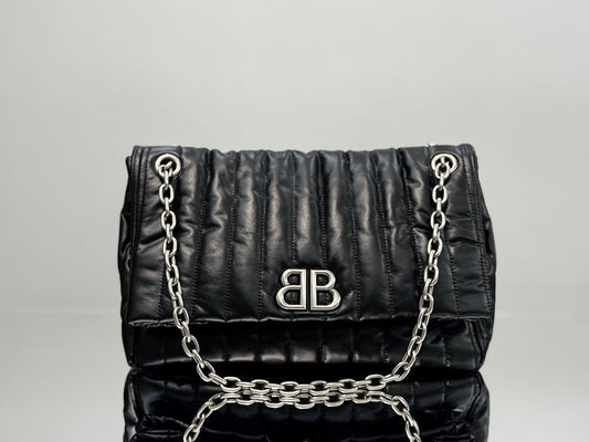 new-luxury-designer-bags-nm21591