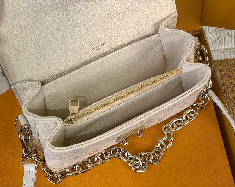Dragons Bags ln Luxury Bag --62802