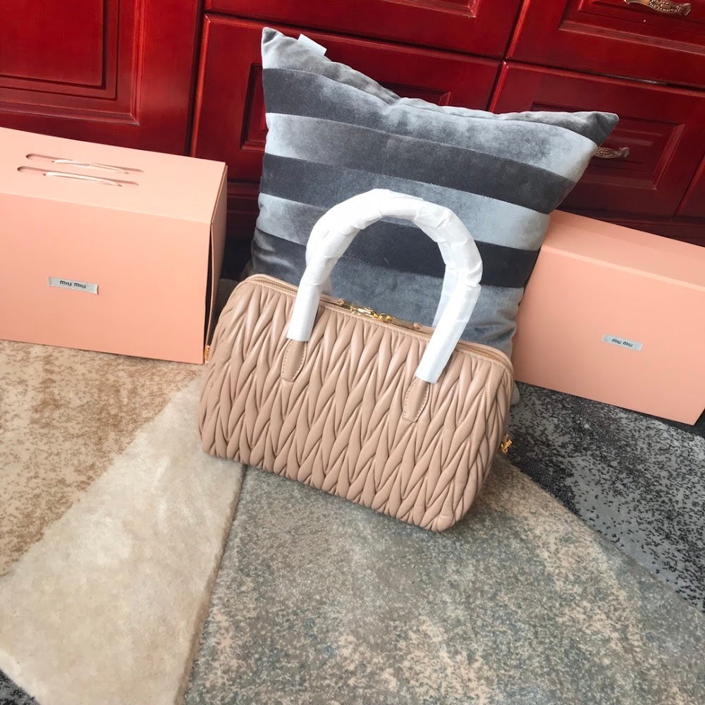 Dragons Bags Miun Miun Luxury Bag --122822