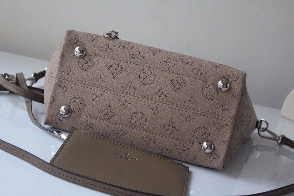 Dragons Bags ln Luxury Bag --58979
