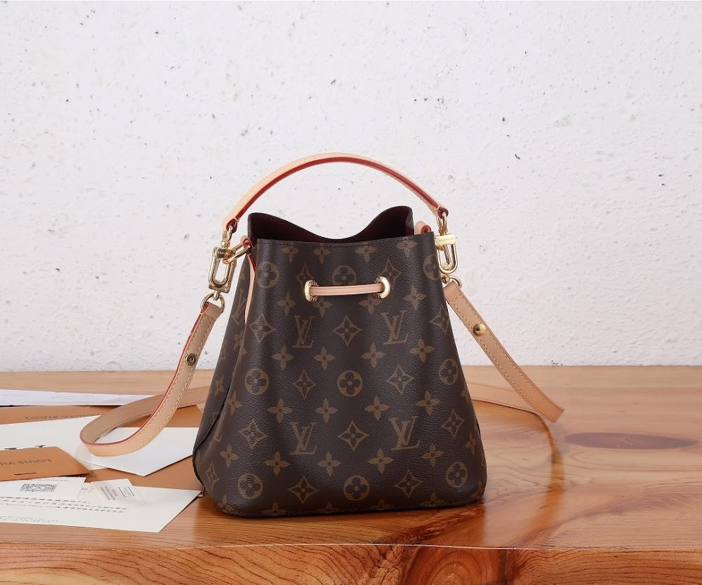 Dragons Bags ln Luxury Bag --97316