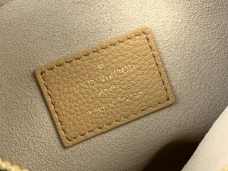 Dragons Bags ln Luxury Bag --69187