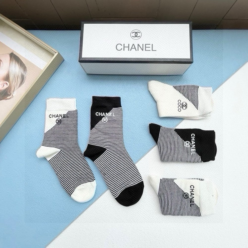 Dragons Bags Premium Luxury Socks --98737