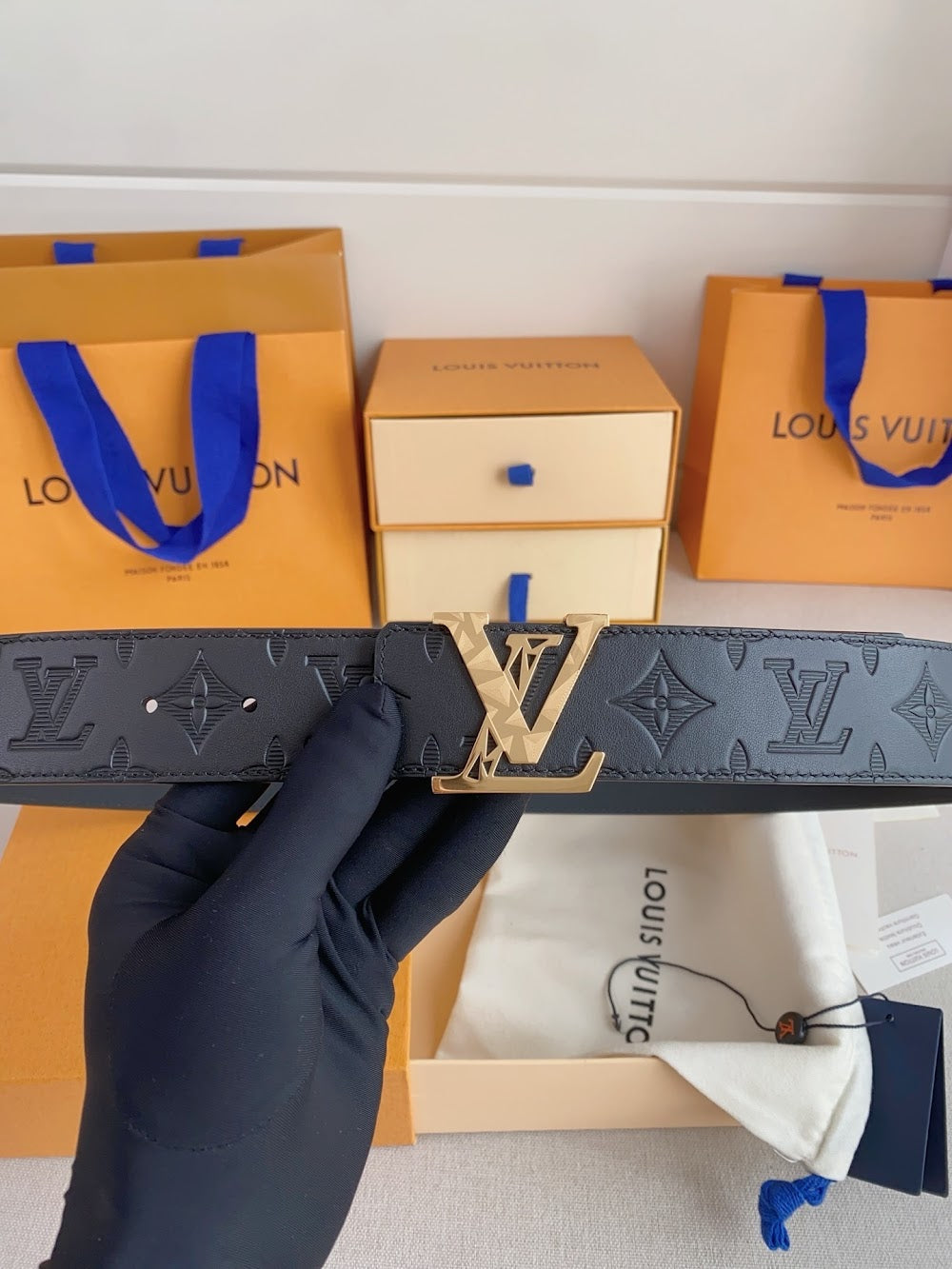 Dragons Bags ln Luxury Belt --110324