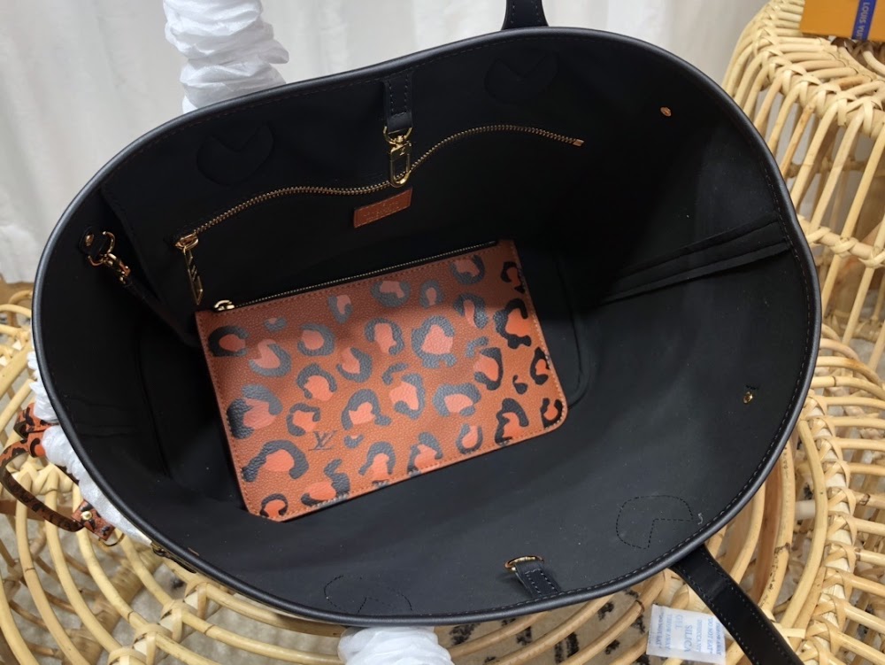 Dragons Bags ln Luxury Bag --60073