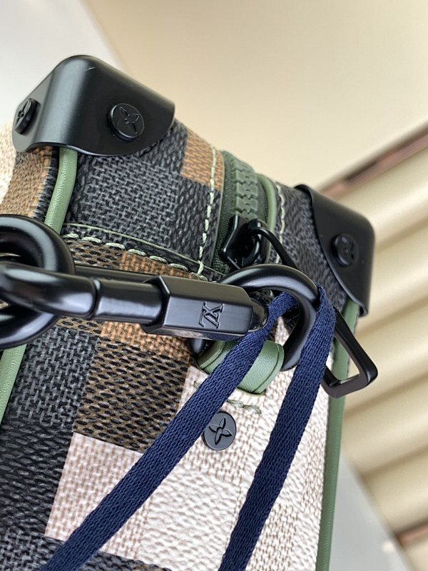 Dragons Bags ln Luxury Bag --62022