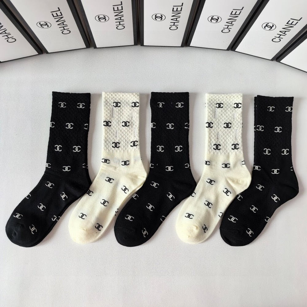 Dragons Bags Premium Luxury Socks --98010