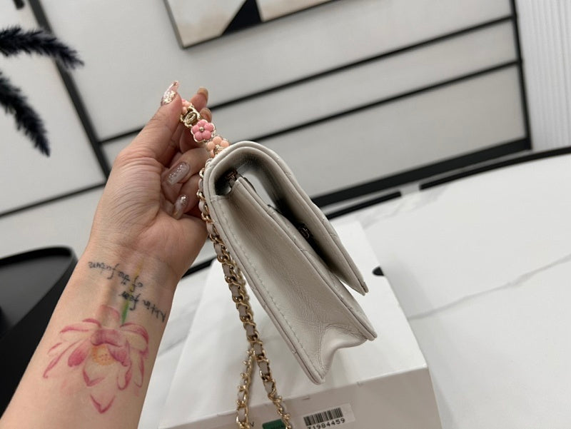 new-luxury-designer-bags-nm9312