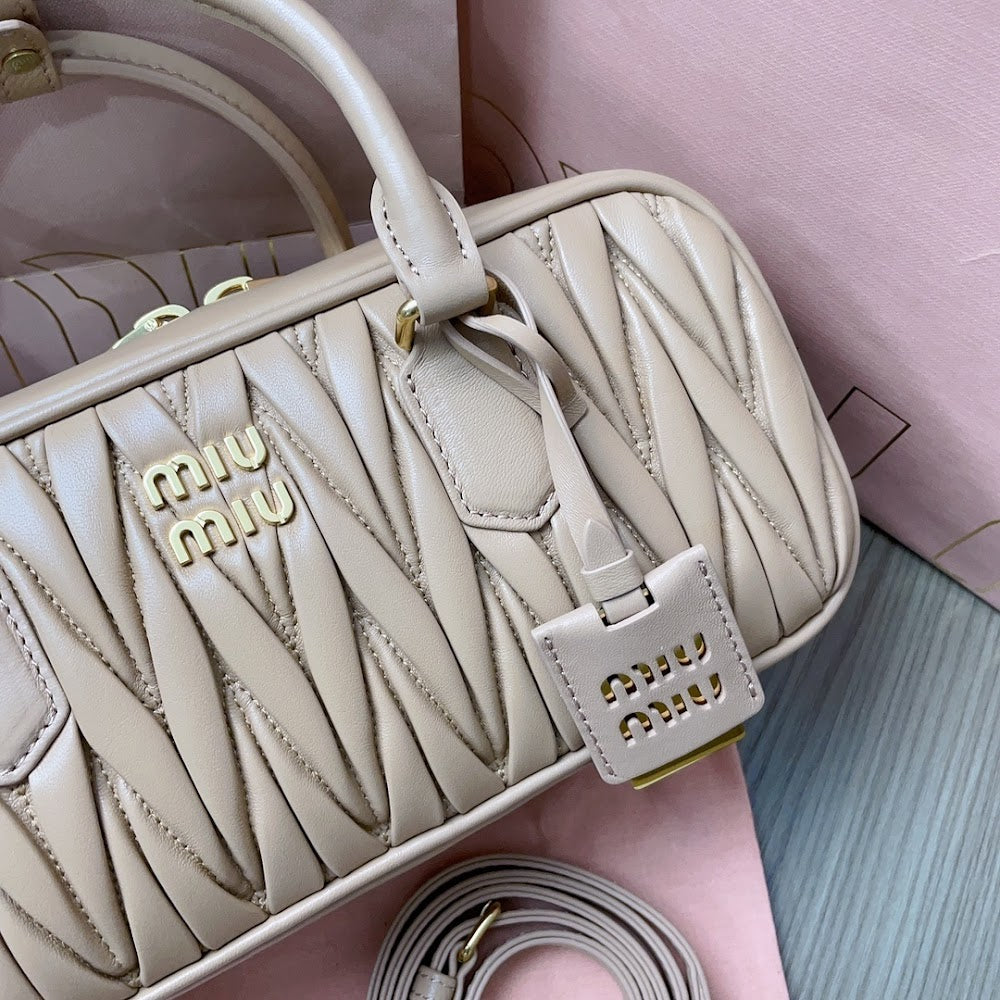Dragons Bags Miun Miun Luxury Bag --122387