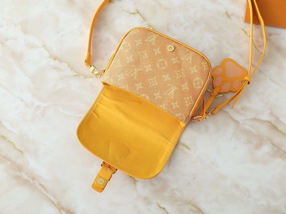 Dragons Bags ln Luxury Bag --76850