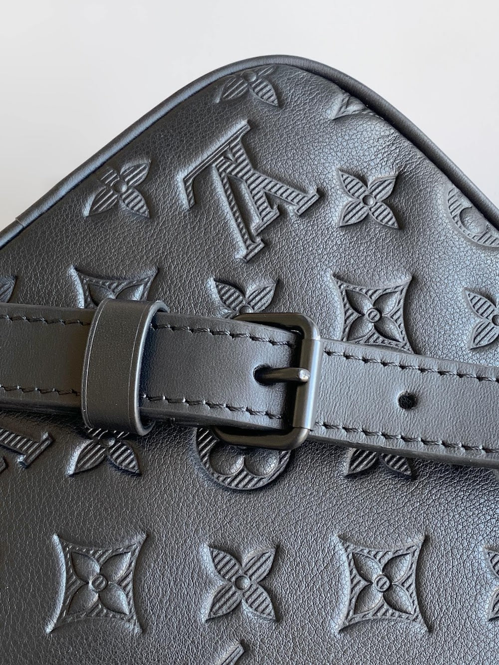 Dragons Bags ln Luxury Bag --71725