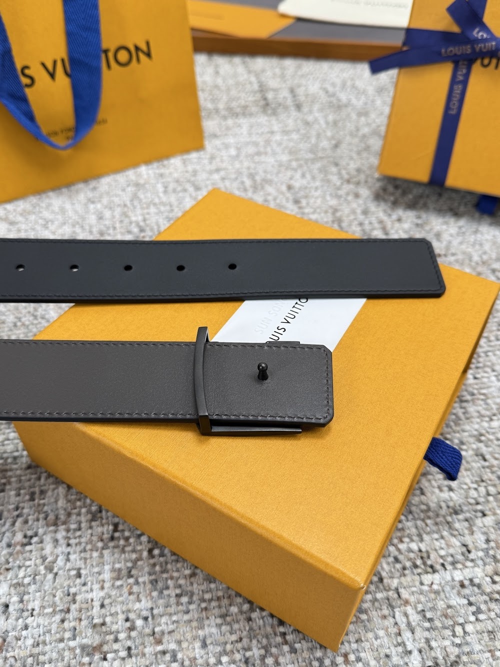 Dragons Bags ln Luxury Belt --110318